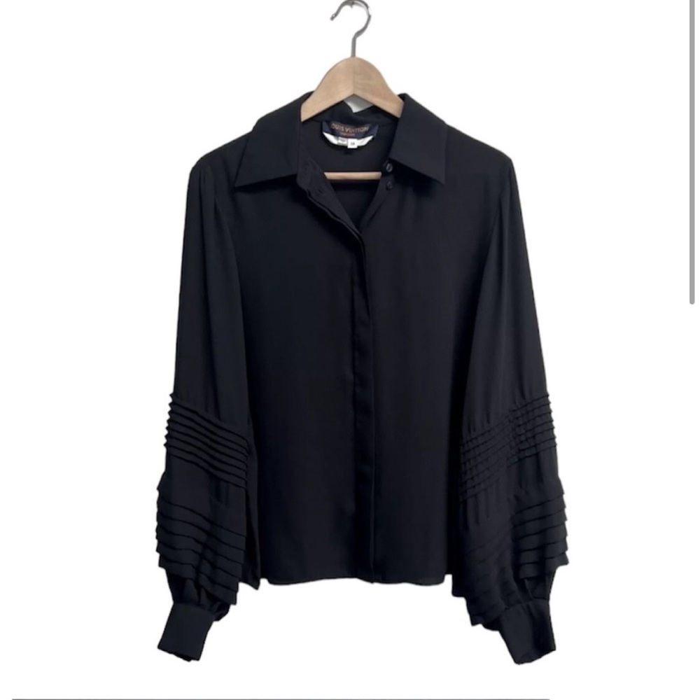 Louis Vuitton Uniform Black Pleated Sleeve Blouse